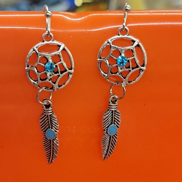 Dream Catchers Dangle Turquoise Earrings - Picture 1 of 1
